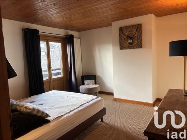 Châlet 9 pièces de 167 m² à Crest-Voland (73590)