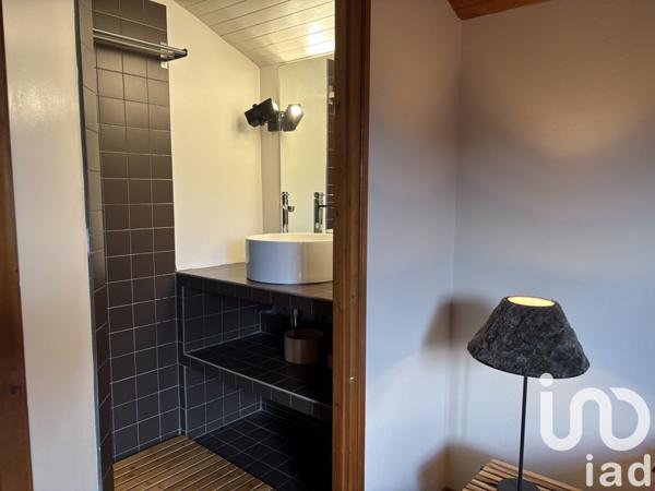 Châlet 9 pièces de 167 m² à Crest-Voland (73590)