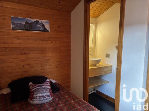 Châlet 9 pièces de 167 m² à Crest-Voland (73590)