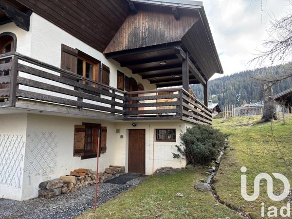 Châlet 9 pièces de 167 m² à Crest-Voland (73590)