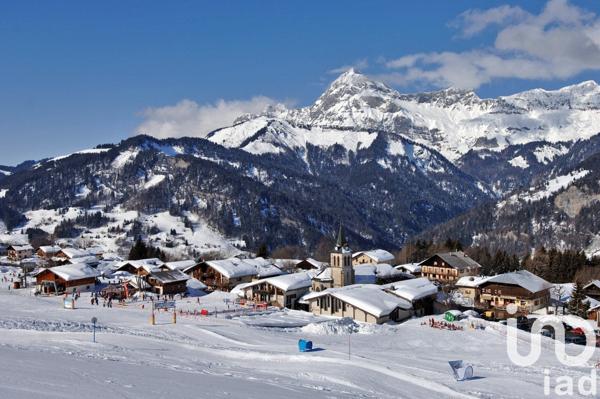 Châlet 9 pièces de 167 m² à Crest-Voland (73590)