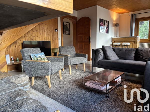 Châlet 9 pièces de 167 m² à Crest-Voland (73590)