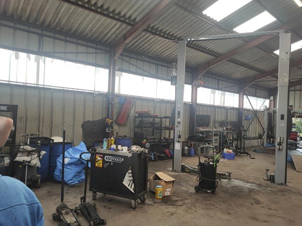 Garage automobile à DOUARNENEZ (29)