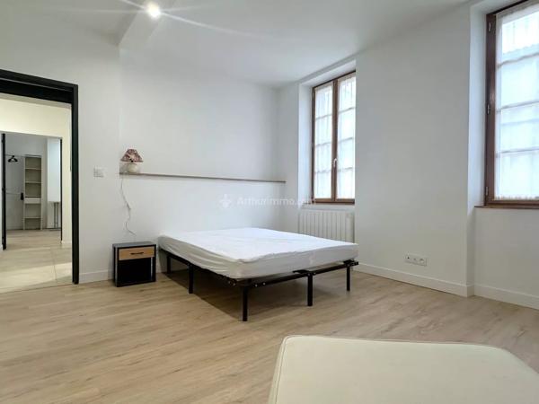 Location                                                      Chambre
                        
                     1 pièces                      18 m2                     à Albi