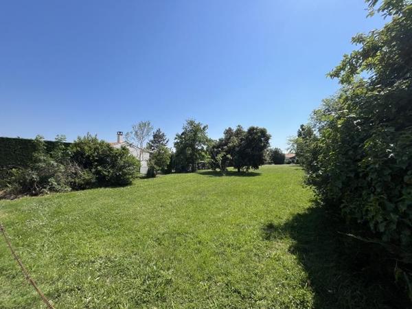 Terrain à vendre |  Le Château-d'Oléron |  650 m²