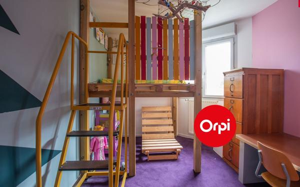 Appartement à vendre    4 pièces • 72,50 m2 Saint-Priest