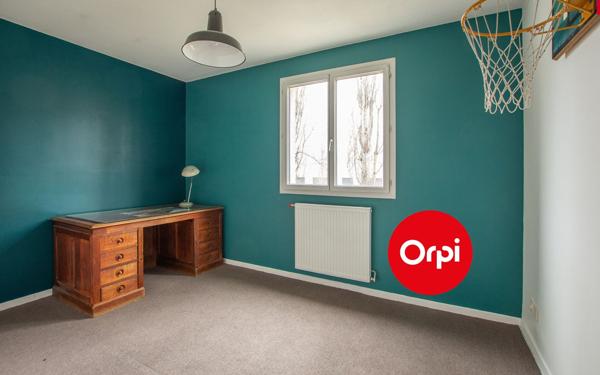 Appartement à vendre    4 pièces • 72,50 m2 Saint-Priest