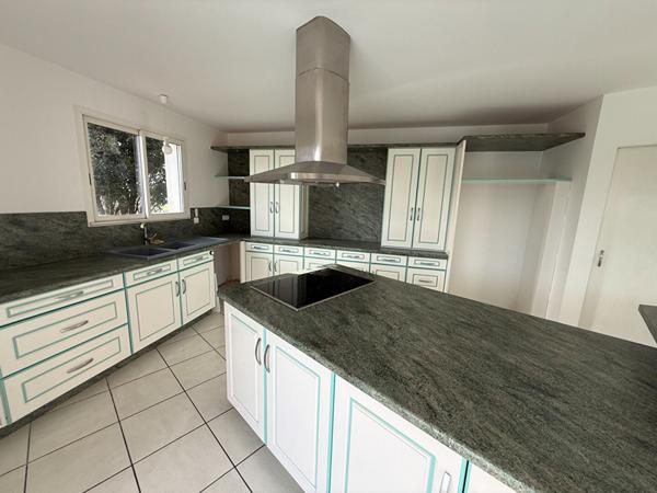 A 5 mn de Gaillac de172 m²