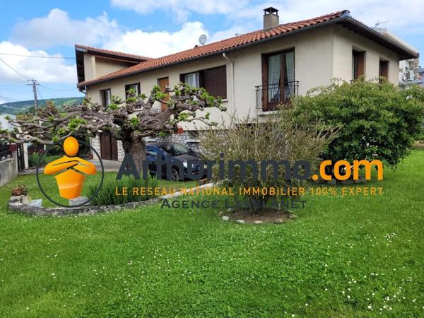 Vente Maison 8 pièces 177 m2 à Lavelanet