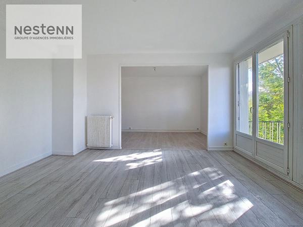 Orléans, 10 minutes à pied du Martroi ! 2 chambres, ascenseur, parking, local vélo, lumineux, résidence sécurisée