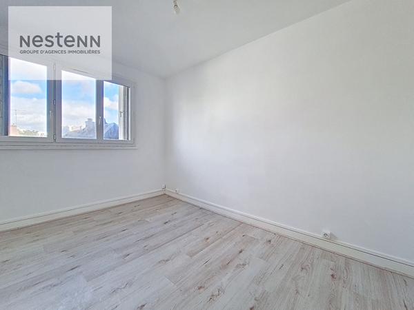 Orléans, 10 minutes à pied du Martroi ! 2 chambres, ascenseur, parking, local vélo, lumineux, résidence sécurisée