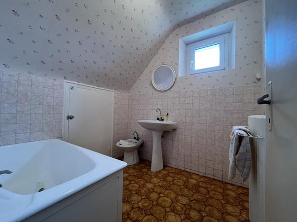 Maison à vendre 103 740 € Châteauneuf-du-Faou 4 p 75 m² DPE G