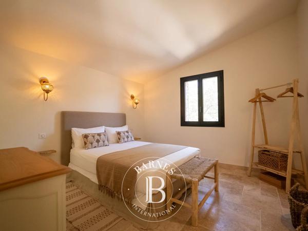 Gordes, Maison 5 Chambres -  220 m² à vendre