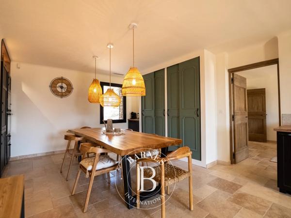 Gordes, Maison 5 Chambres -  220 m² à vendre