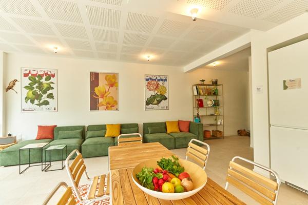 Suite meublée dans maison neuve. TRAM GARE DE BEGLES