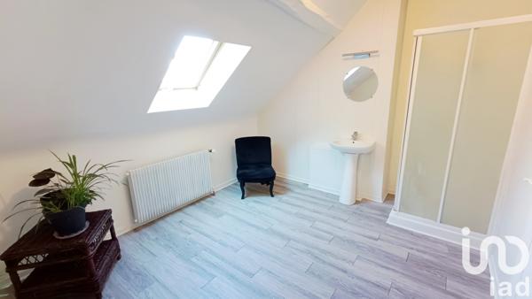 Maison à vendre 9 pièces 222 m² Saint-Genou