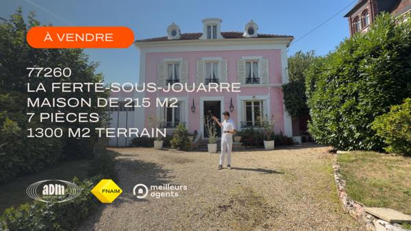 Maison
                                                                                                                                                                                                                                                                                                                        5 pièce(s)                                                                                                                                                                                                          4 chambre(s)                                                                                                                                                                                                          215  m²