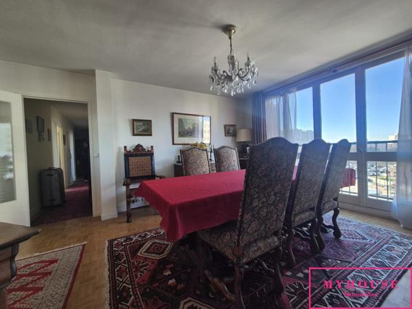 Appartement
                                                                                                                                                                                                                                                                                                                        4 pièce(s)                                                                                                                                                                                                          3 chambre(s)                                                                                                                                                                                                          78  m²