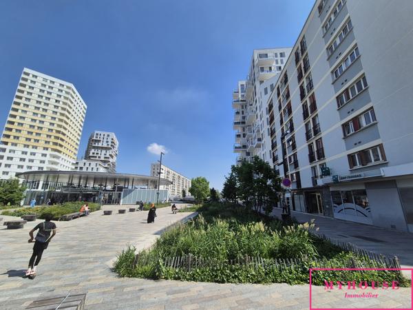 Appartement
                                                                                                                                                                                                                                                                                                                        4 pièce(s)                                                                                                                                                                                                          3 chambre(s)                                                                                                                                                                                                          78  m²