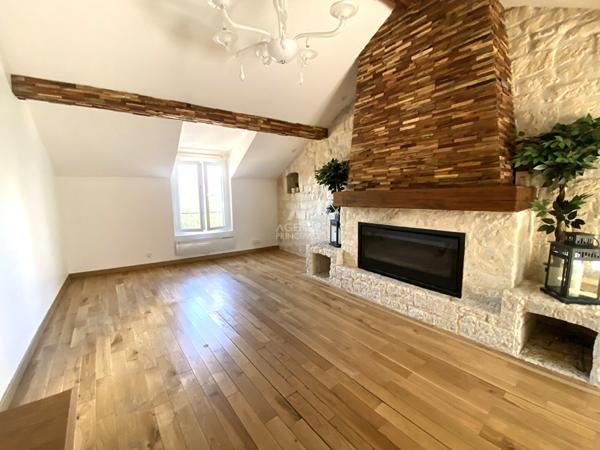 Appartement Nanterre 3 pièce(s) 55.92 m2 283 500 € **  - Référence  15494