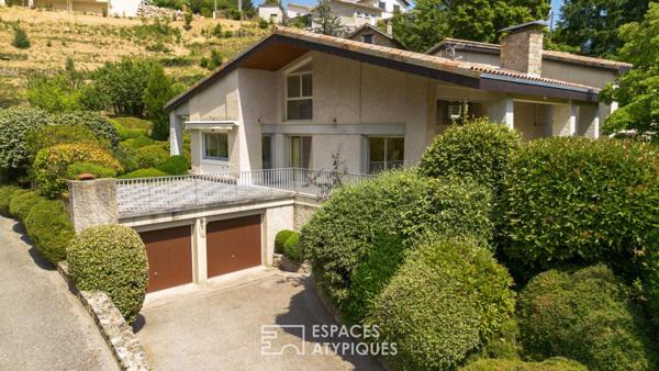 Maison d’architecte des années 70 aux belles prestations