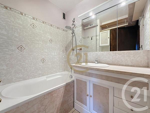 Appartement T4 à vendre  4 pièces - 75,50 m2 VELIZY VILLACOUBLAY - 78