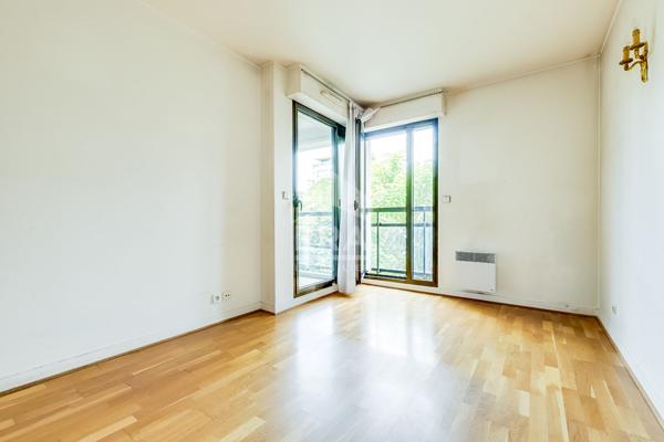 Appartement lumineux de charme à vendre à Paris, quartier Berthier - Porte d'Asnières
