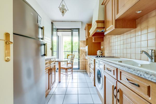 Appartement lumineux de charme à vendre à Paris, quartier Berthier - Porte d'Asnières