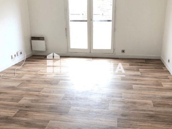 Location Studio 29.36 m² - 2 ALLEE ASTRIDA Antony 92160