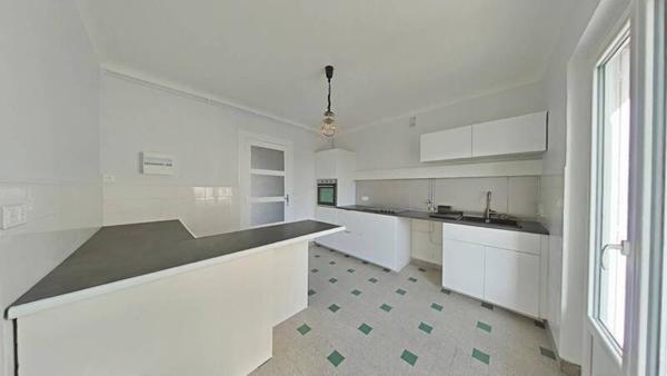 Appartement 3 pièces                                        - 42000 Saint-Étienne Réf : 12360