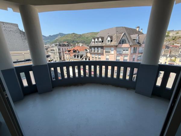 Appartement Bourgeois dans résidence de standing avec ascenseur