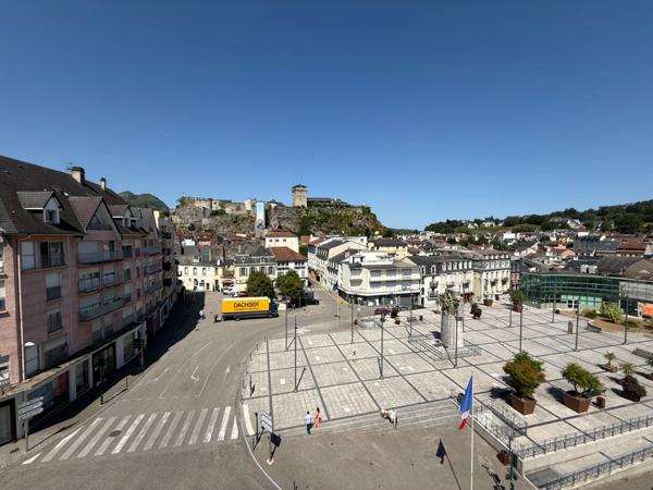 Appartement Bourgeois dans résidence de standing avec ascenseur