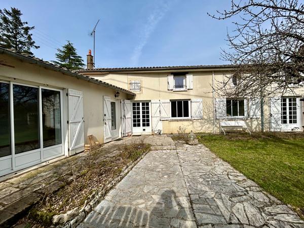 MAISON DE CAMPAGNE LA CRECHE - 5 pièce(s) - 133 m2, La creche 79260