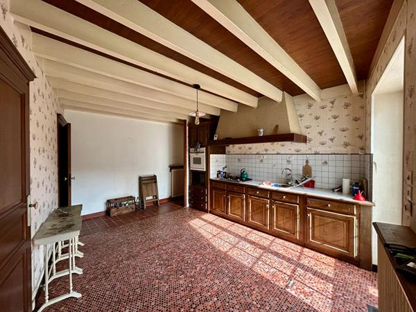 MAISON DE CAMPAGNE LA CRECHE - 5 pièce(s) - 133 m2, La creche 79260