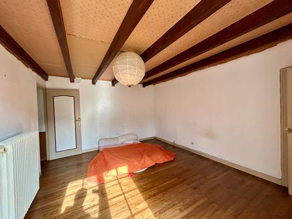 MAISON DE CAMPAGNE LA CRECHE - 5 pièce(s) - 133 m2, La creche 79260