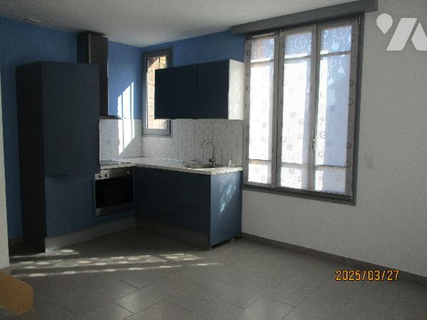 VOUZIERS, une maison d'habitation entièrement rénovée