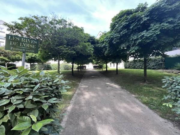 Appartement à louer 900 € CC Pontoise 2 p 49 m² DPE C