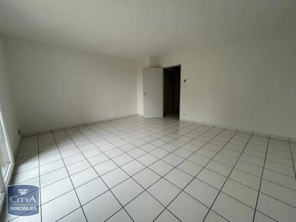 Appartement à louer 3 pièces 64m² Sablé-sur-Sarthe (72300)