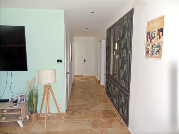 Maison Douzillac 177m2 avec dépendances