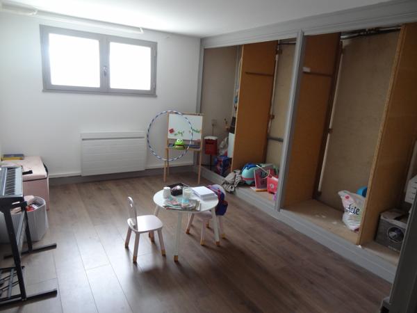 Maison Douzillac 177m2 avec dépendances