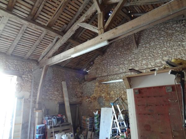 Maison Douzillac 177m2 avec dépendances