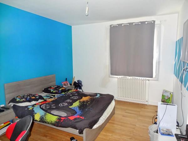 Maison Douzillac 177m2 avec dépendances