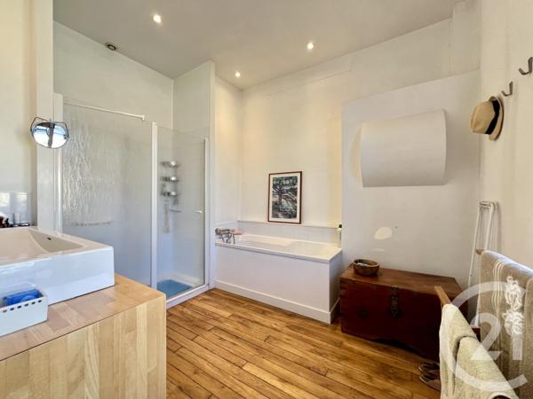 Appartement F5 à vendre  5 pièces - 152,33 m2 PERIGUEUX - 24