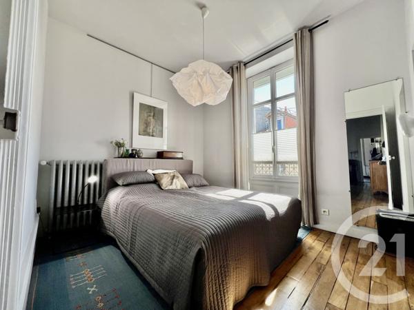 Appartement F5 à vendre  5 pièces - 152,33 m2 PERIGUEUX - 24