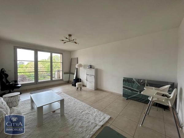 Appartement à louer 3 pièces 70.84m² Blois (41000)