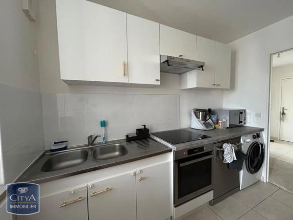 Appartement à louer 3 pièces 70.84m² Blois (41000)