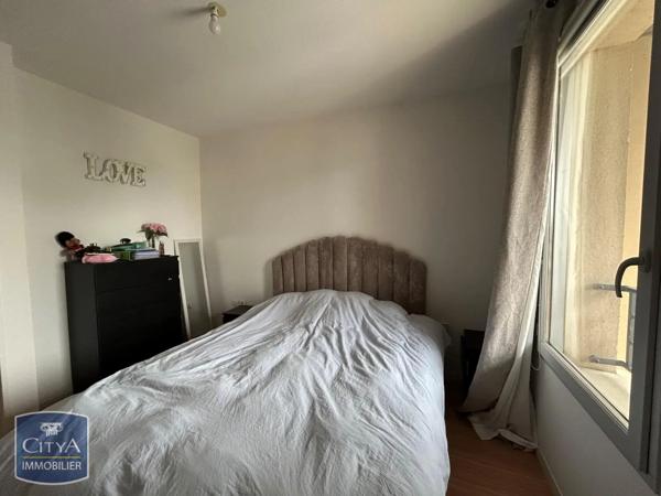Appartement à louer 3 pièces 70.84m² Blois (41000)