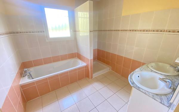 Maison à vendre    4 pièces •  Montauban