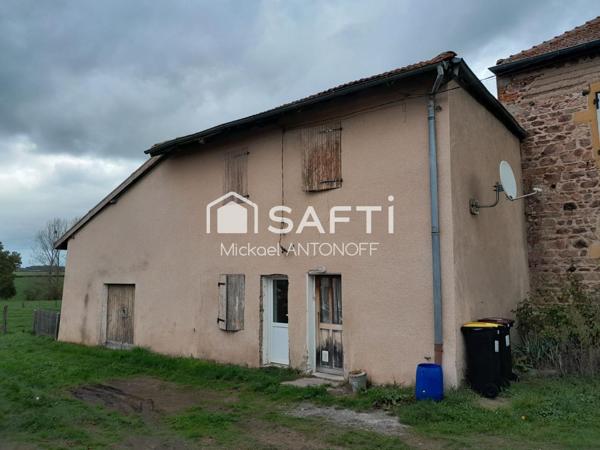 Corps de ferme à rénover avec dépendances – 10 min Roanne