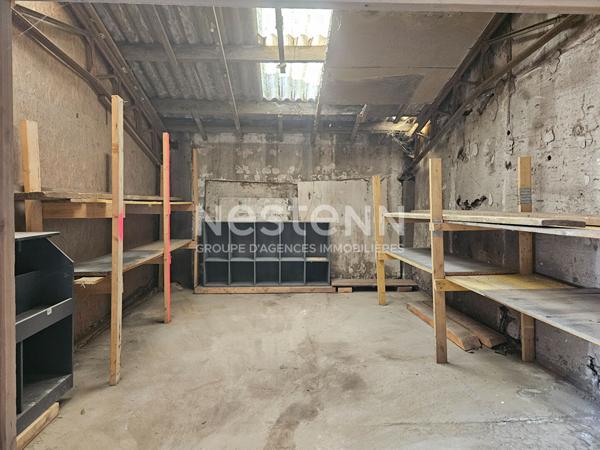 Box à louer secteur centre-ville de Fontenay-le-Comte 178m²